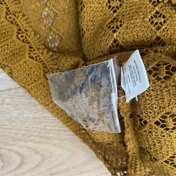 NWOT Garnet Hill Women's Teagan Lace Top Size L Mustard Yellow Brown 3/4 *W - Picture 5 of 5